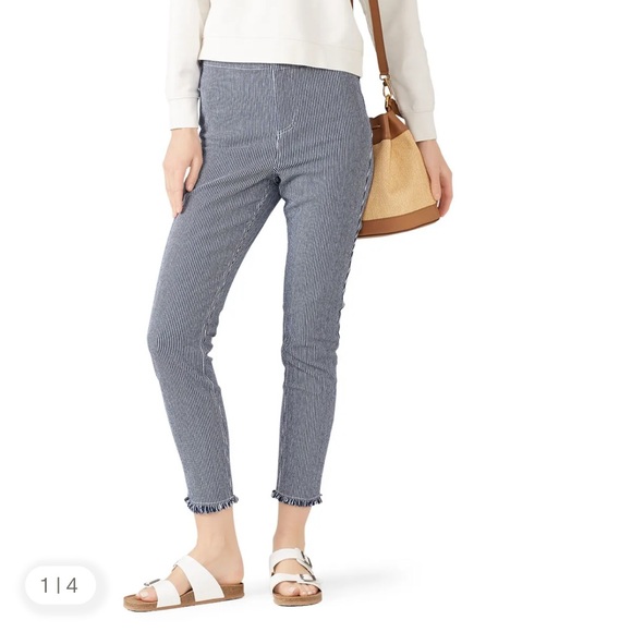 cupcakes & cashmere Pants - Cupcakes and Cashmere Navy White Pinstripe Skinny Jeans Raw Hem Women’s Size